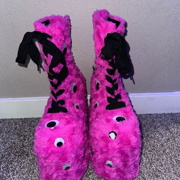 Demonia Dolls Kills Furry Googly Eyes Lace Up Platfrom Boots - Picture 1 of 10